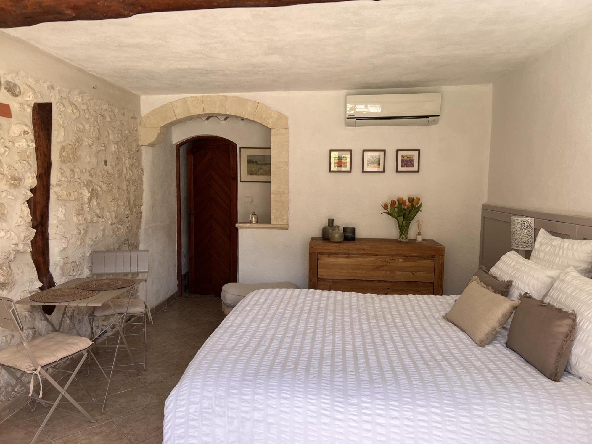 Bed and Breakfast Mas d'Auseu Cavaillon Zimmer foto
